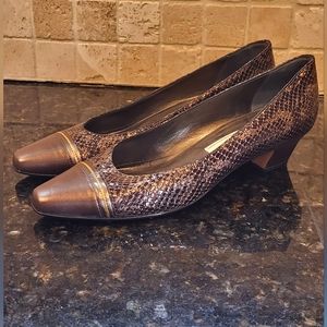 Vintage Roberto Capucci Made in Italy John Francis All leather Heels